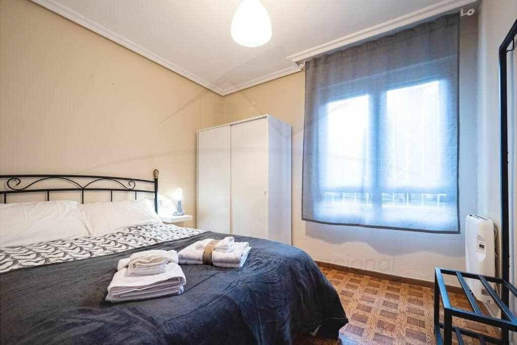 Apartamento El Llar Del Gueelu Gijón Exterior foto