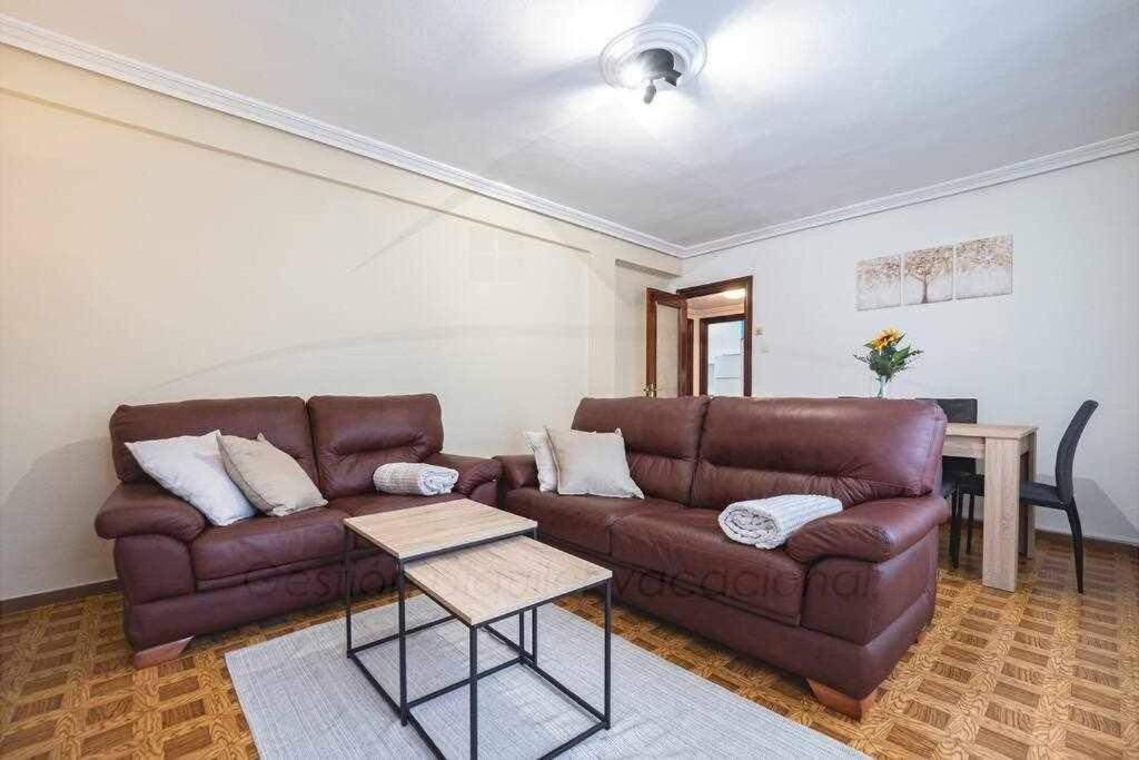 Apartamento El Llar Del Gueelu Gijón Exterior foto