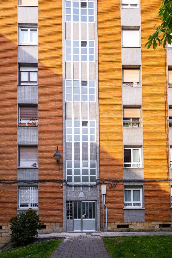 Apartamento El Llar Del Gueelu Gijón Exterior foto